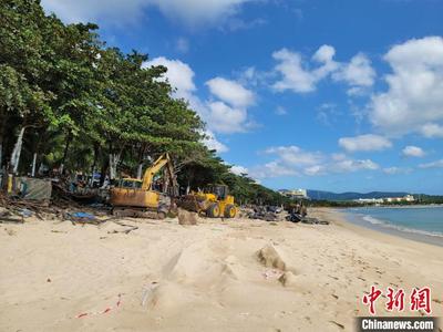 三亚标志景区大东海“封闭改造升级”
