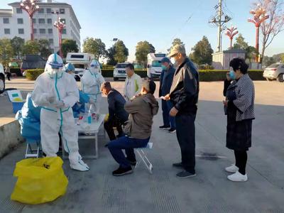 永仁县文旅局：房车营地助旅游 疫情防控不松懈