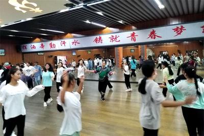 红河县：“非遗”进校园 传统文化润心田