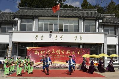 戏曲进乡村受欢迎 弥勒人在家门口就能享受“文化大餐”