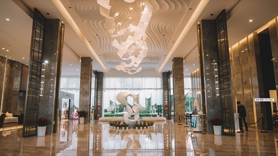 玉溪市红塔区：特色文旅产品供给系列之“住”——半山常乐温泉酒店
