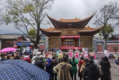 【福虎迎春 潮玩大理】 轻歌曼舞迎新春 翰墨飘香送祝福