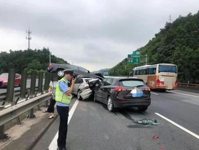 @所有人！云南省发布2022年春运道路交通安全“两公布一提示”