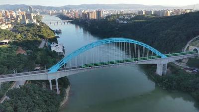 云南：铁路末梢变开放前沿 多项数据历史性突破