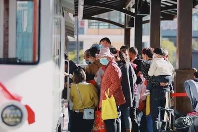 搭乘米轨小火车 沉浸式体验滇越铁路历史文化