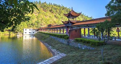 跟着中老铁路游玉溪丨“一日一景”——易门龙泉公园生态旅游景区