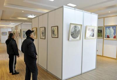 “我们的节日•春节”——玉溪市第七届“碧玉清溪是我家”绘画作品展开展