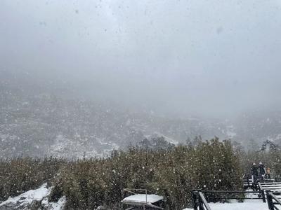 请您接收轿子雪山邀请函 | “第三届冰雪嘉年华”1月25日正式开幕！