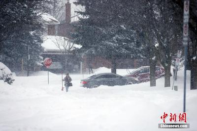 严重暴风雪席卷加拿大多伦多等地