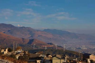 大理鹤庆：冬日远眺，连绵错落云雾薄