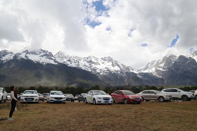 【图集 | 在玉龙雪山品山的巍峨 雪的清逸】