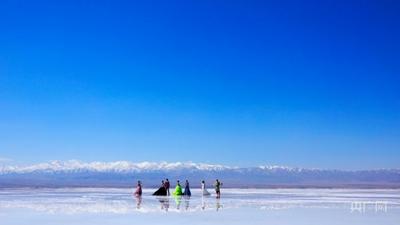 茶卡盐湖“天空之镜”3月1日开园