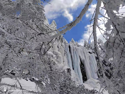 今日立春：轿子雪山天朗气清、静谧安详