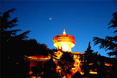 上榜省级夜间文化和旅游消费集聚区的推荐名单 香格里拉独克宗古城的夜究竟有多迷人？