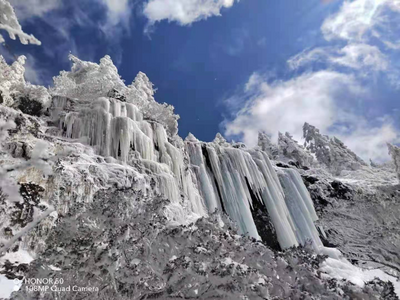 今日立春：轿子雪山天朗气清、静谧安详