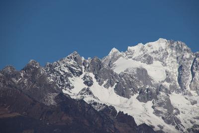 【图集 | 在玉龙雪山品山的巍峨 雪的清逸】