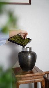 红河有“金” 烨烨其华