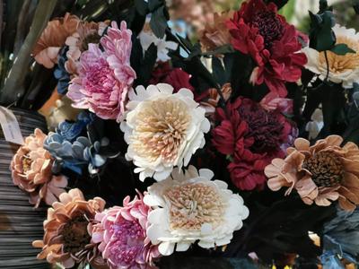 【图集 | “女神节” 到岔街花市 选束花送给女神】