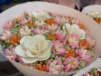 【图集 | “女神节” 到岔街花市 选束花送给女神】