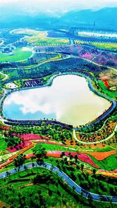 只此青绿，走进弥勒山水画卷！