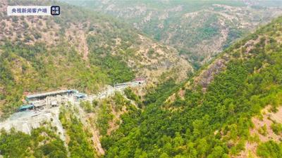 串起香格里拉最美风景  滇藏铁路丽香段建设取得重大进展 