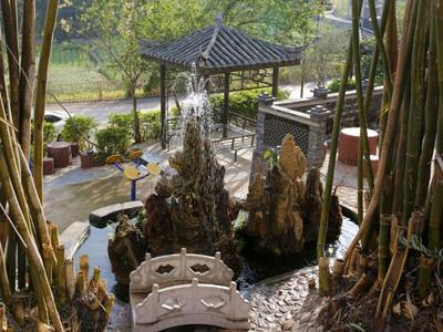 楚雄州永仁县永定镇店子村的乡村新景