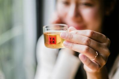 【大理三宝】一杯沱茶中 细品百年传承史