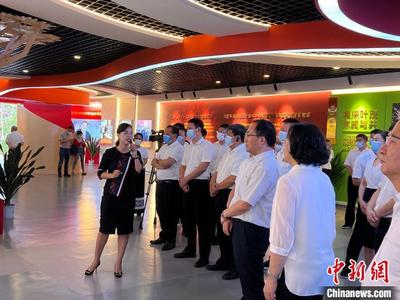 云南西双版纳州铸牢中华民族共同体意识主题教育馆开馆