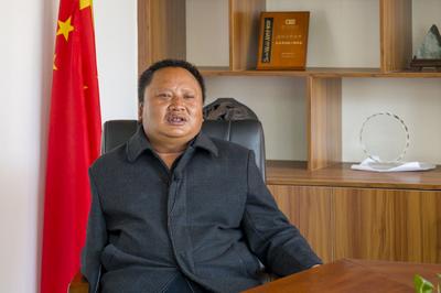 冬残奥会火炬手张顺东：发扬自强不息精神 将光和热继续传递下去