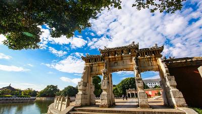 云南人游红河｜人间最美四月天，“惠”游来建水！