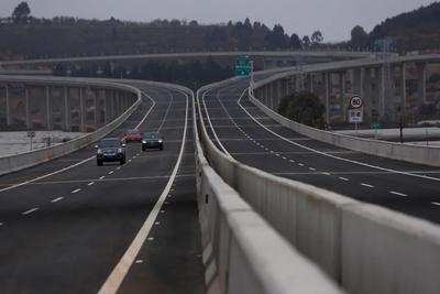 @各位小伙伴 清明道路出行安全提示来啦！