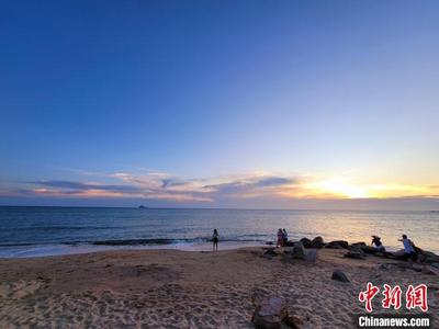 景区、酒店、免税品均打折 三亚开展“五一”旅游促销