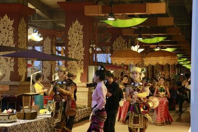 西双版纳再迎文旅新IP  勐海沙河小镇流沙河·星光夜市开街