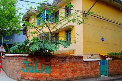 普洱有间“山鹊的家”，这里咖啡很好喝，甜点也好吃……