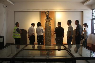 云南省图书馆调研组一行到西双版纳州开展调研工作       