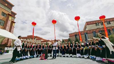 迪庆非遗传承追梦人阿新：让非遗传承“活”起来