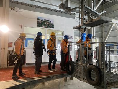 有效预防突发事件 大理苍山洗马潭索道开展救援演练