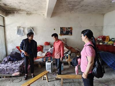 红河州文化市场综合执法支队深入定点帮扶村巩固拓展脱贫攻坚成果