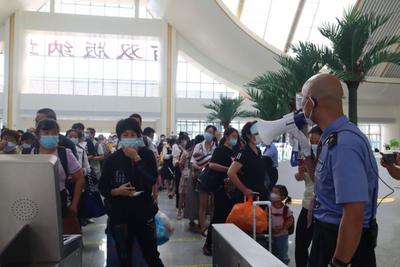 云南铁路“五一”长假发送旅客近82万人次