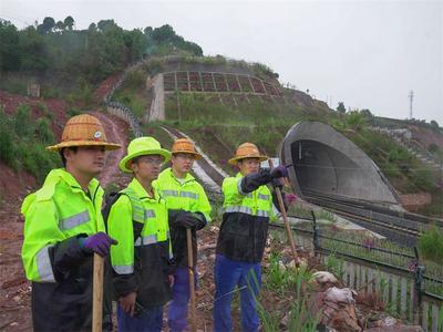 雨季来临！云南铁路部门全力确保运输安全