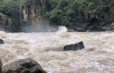 跟着“鲁智深”晋松畅游怒江峡谷