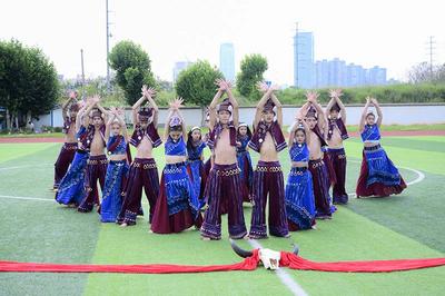 超259.4万人次云上逛校园！云南省民族中等专业学校这场直播展演气氛超燃  