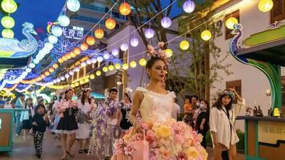 毕业季 游玉溪｜ 逛夜市，赶花街，7月相约抚仙湖畔浪漫的“花花世界”