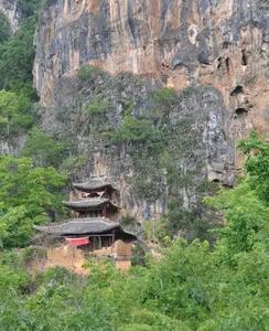 【跟着徐霞客游大理】遇见巍山茶房寺