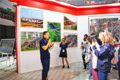 旅游书店“100+”计划发布 打造云南文旅新产品新业态孵化空间