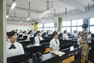 云南省民族中等专业学校：锚定职业教育新航向 为民族地区培养能工巧匠