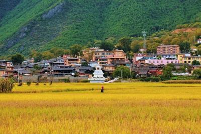 我为云南新地标点赞 | 雪域高原的“诗和远方”，原来就在迪庆这个小镇里...