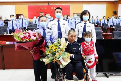 “云上巡演”打开文艺精品传播新天地——音乐剧《重生》“线上+线下”提升传播力影响力的思考