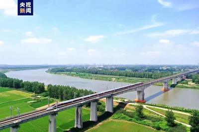上半年，全国铁路累计发送旅客78724万人次
