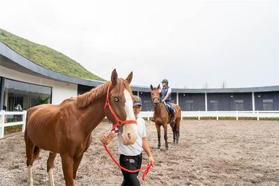 【潮玩大理新地标】纵马原野 遇见浪“慢”